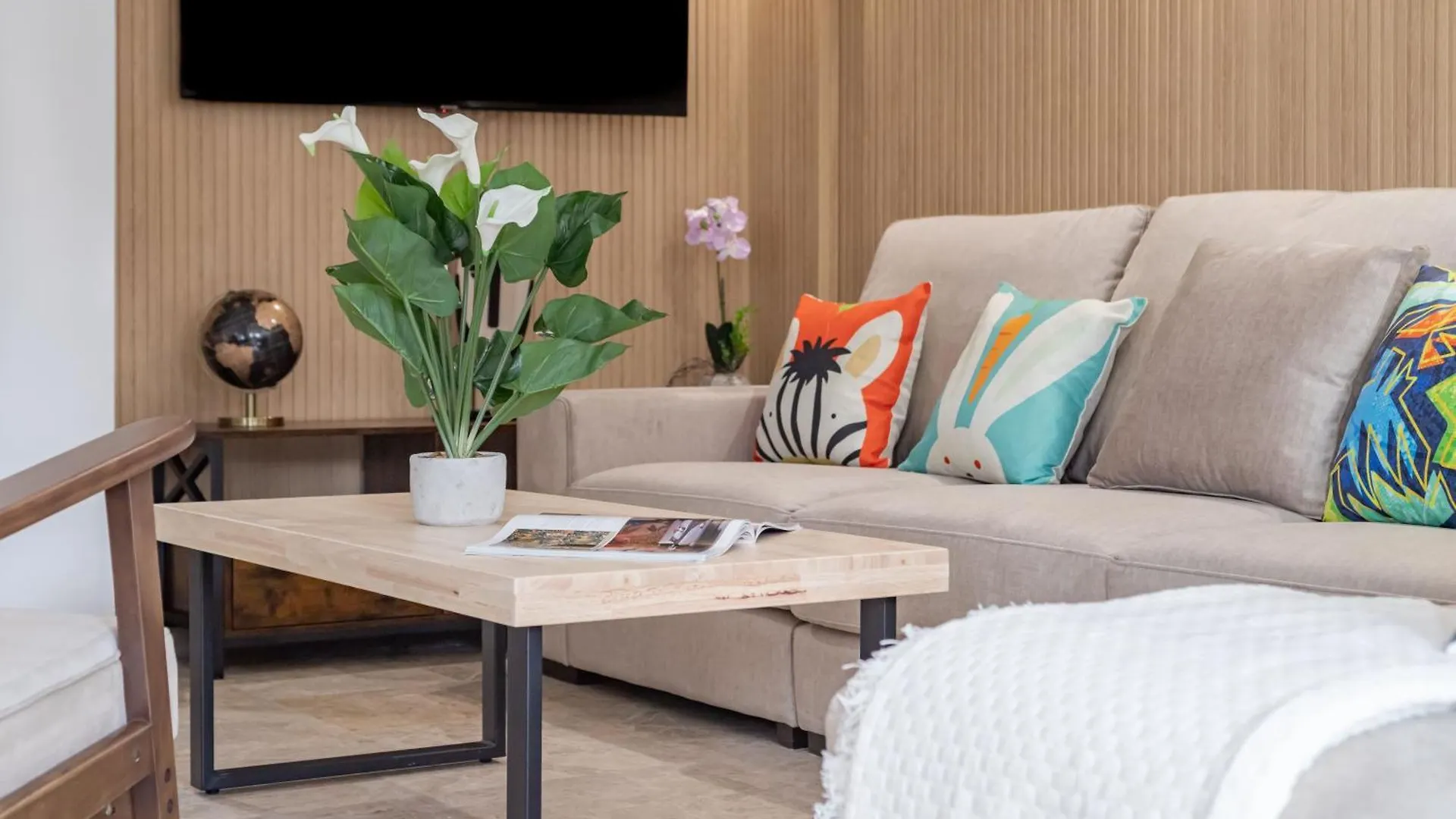 Cozy 4 Bedroom Townhouse With Swimming Pool Marbella Holiday home