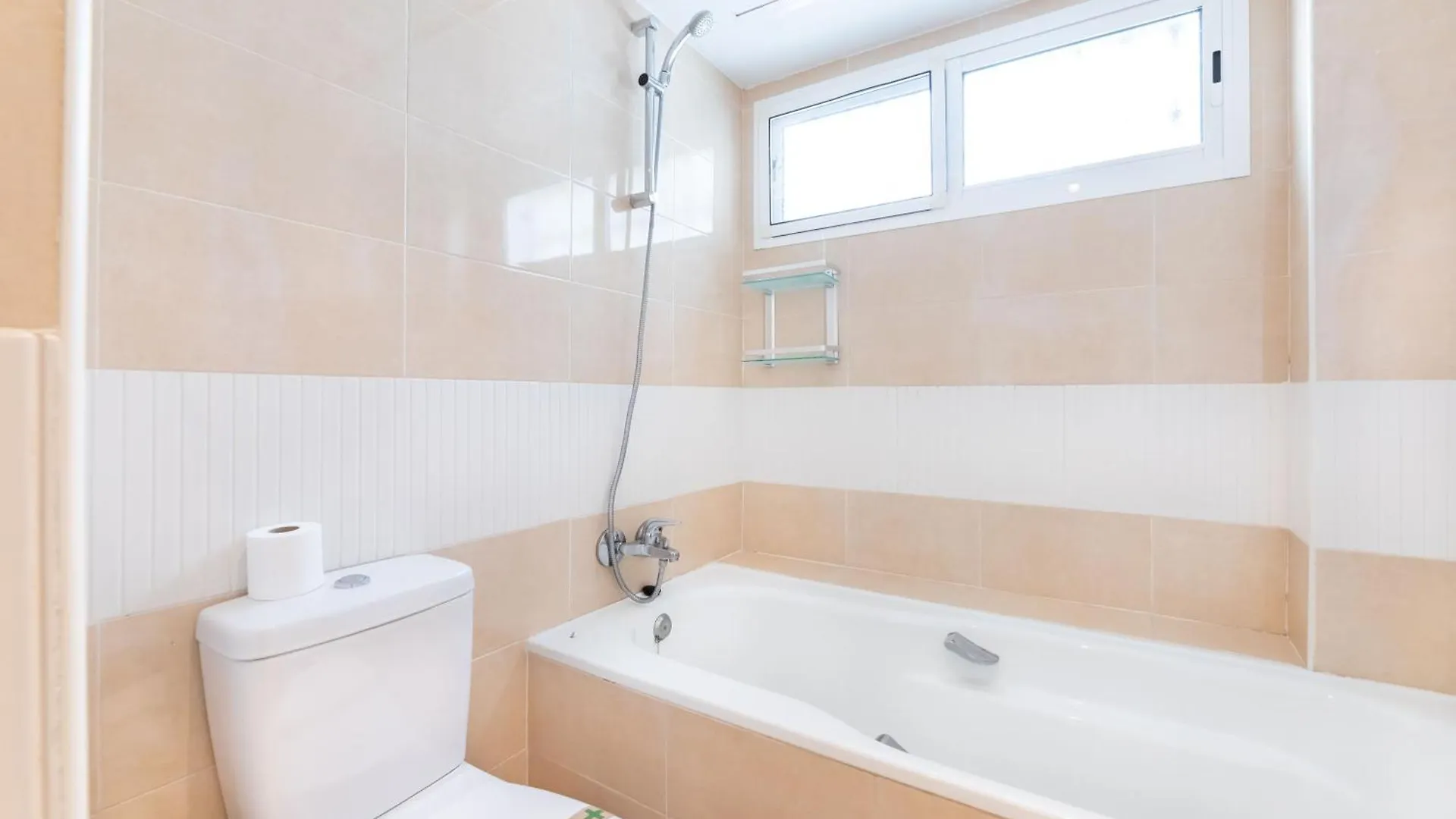 Cozy 4 Bedroom Townhouse With Swimming Pool Marbella 0*,  Spain